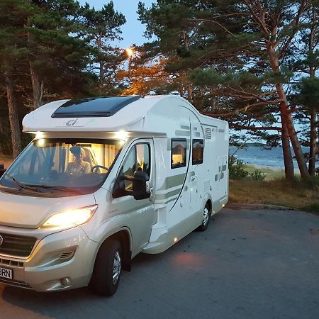 Soomaa Water Camp Hotell Jõesuu Exteriör bild