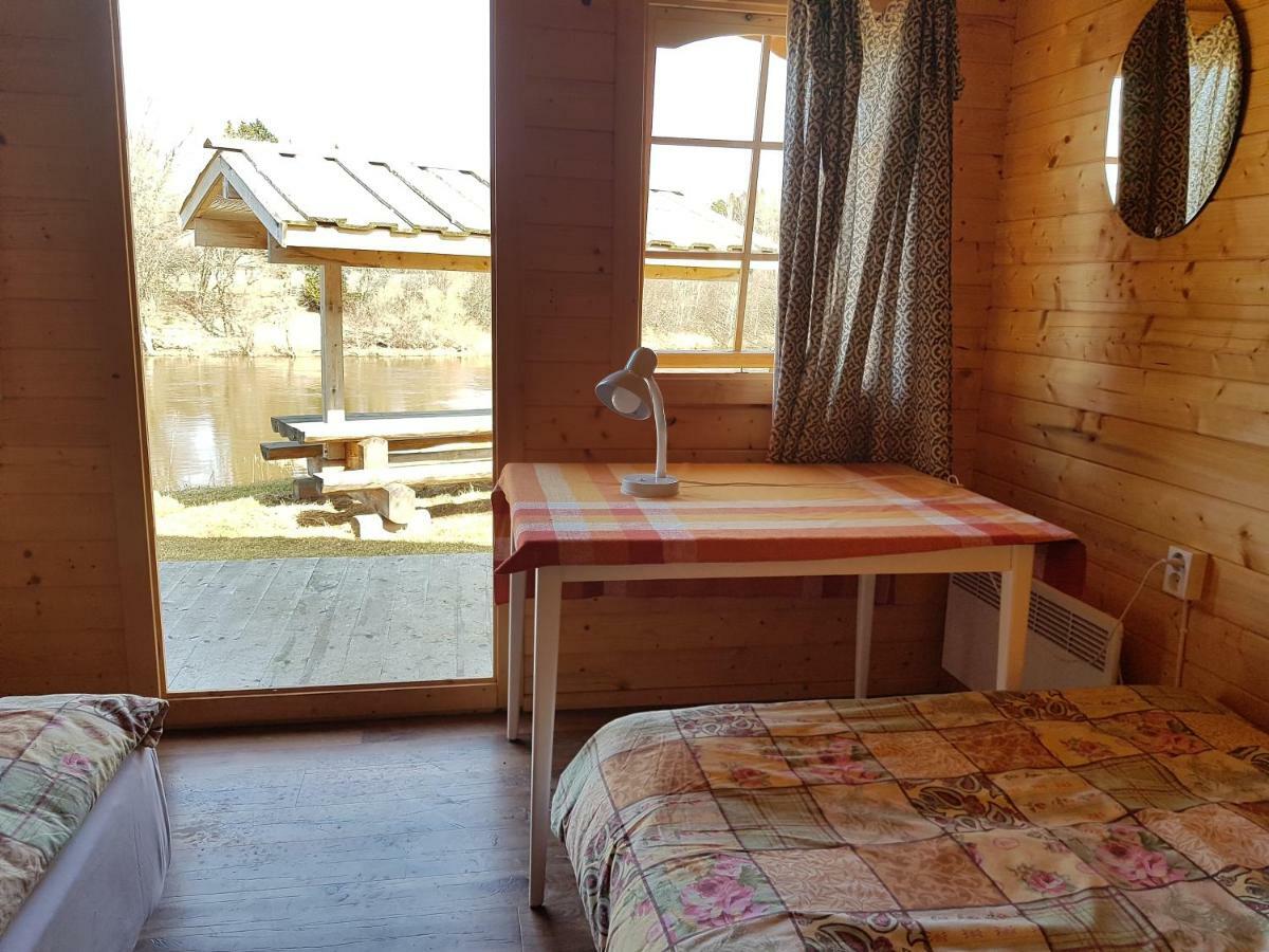 Soomaa Water Camp Hotell Jõesuu Exteriör bild