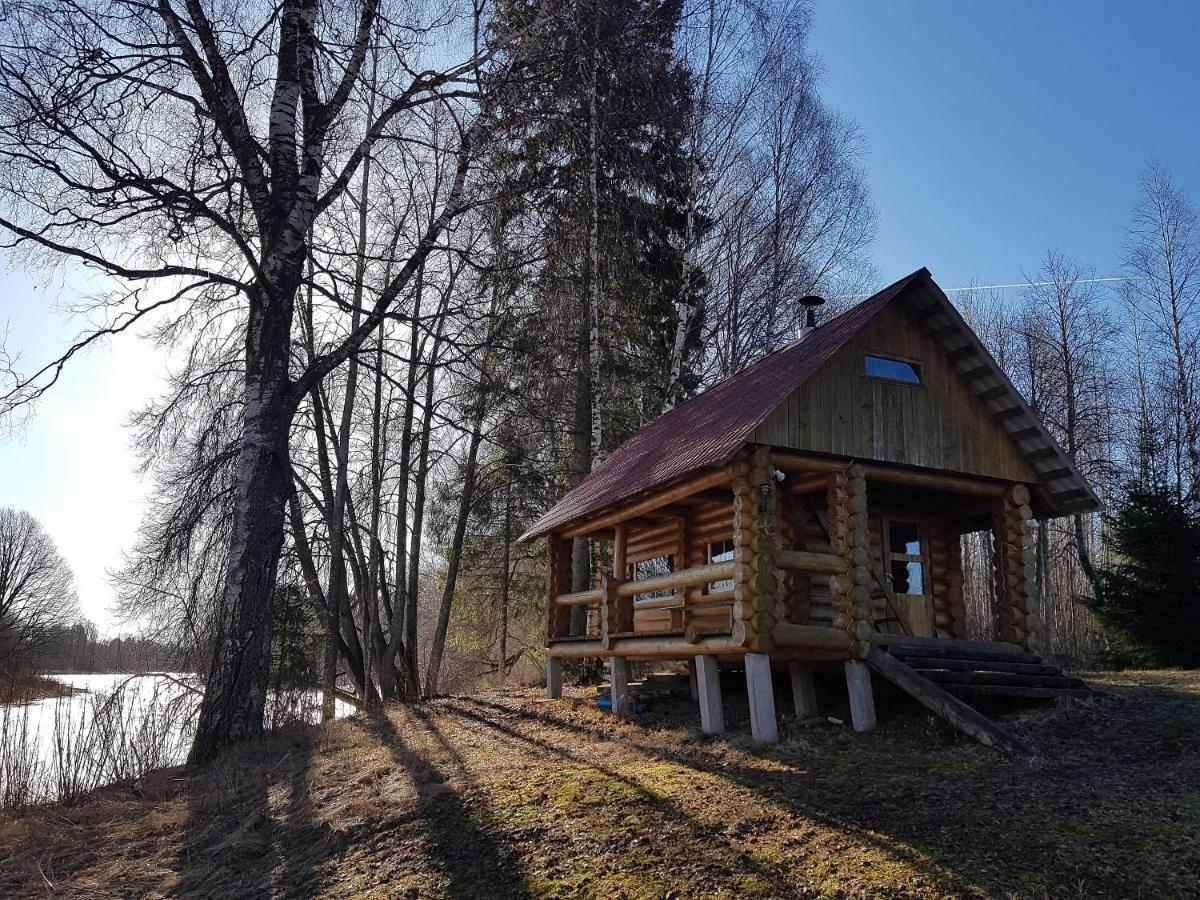 Soomaa Water Camp Hotell Jõesuu Exteriör bild