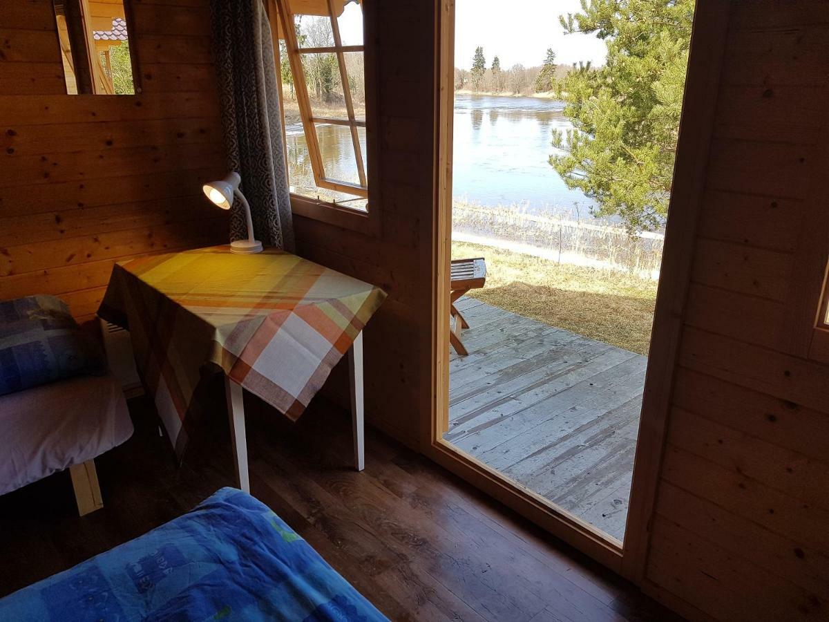 Soomaa Water Camp Hotell Jõesuu Exteriör bild