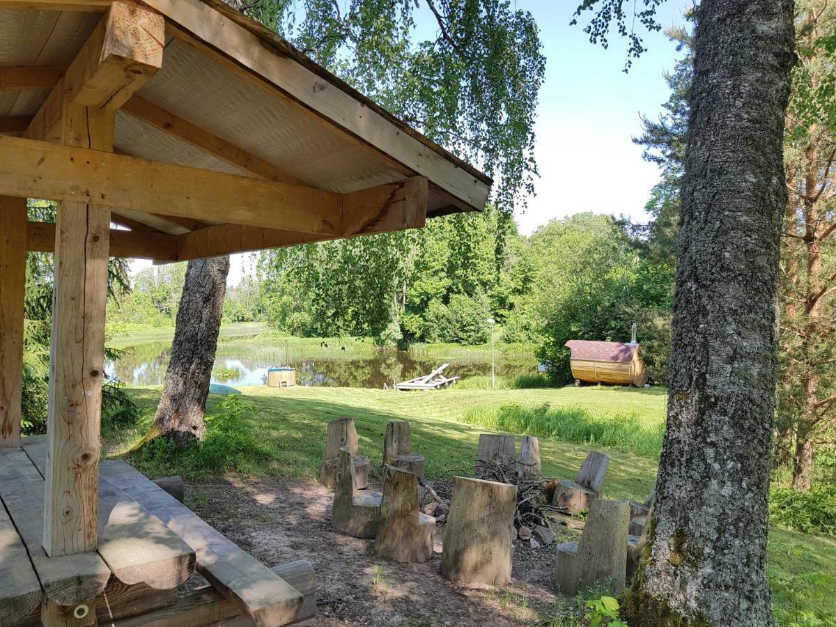 Soomaa Water Camp Hotell Jõesuu Exteriör bild
